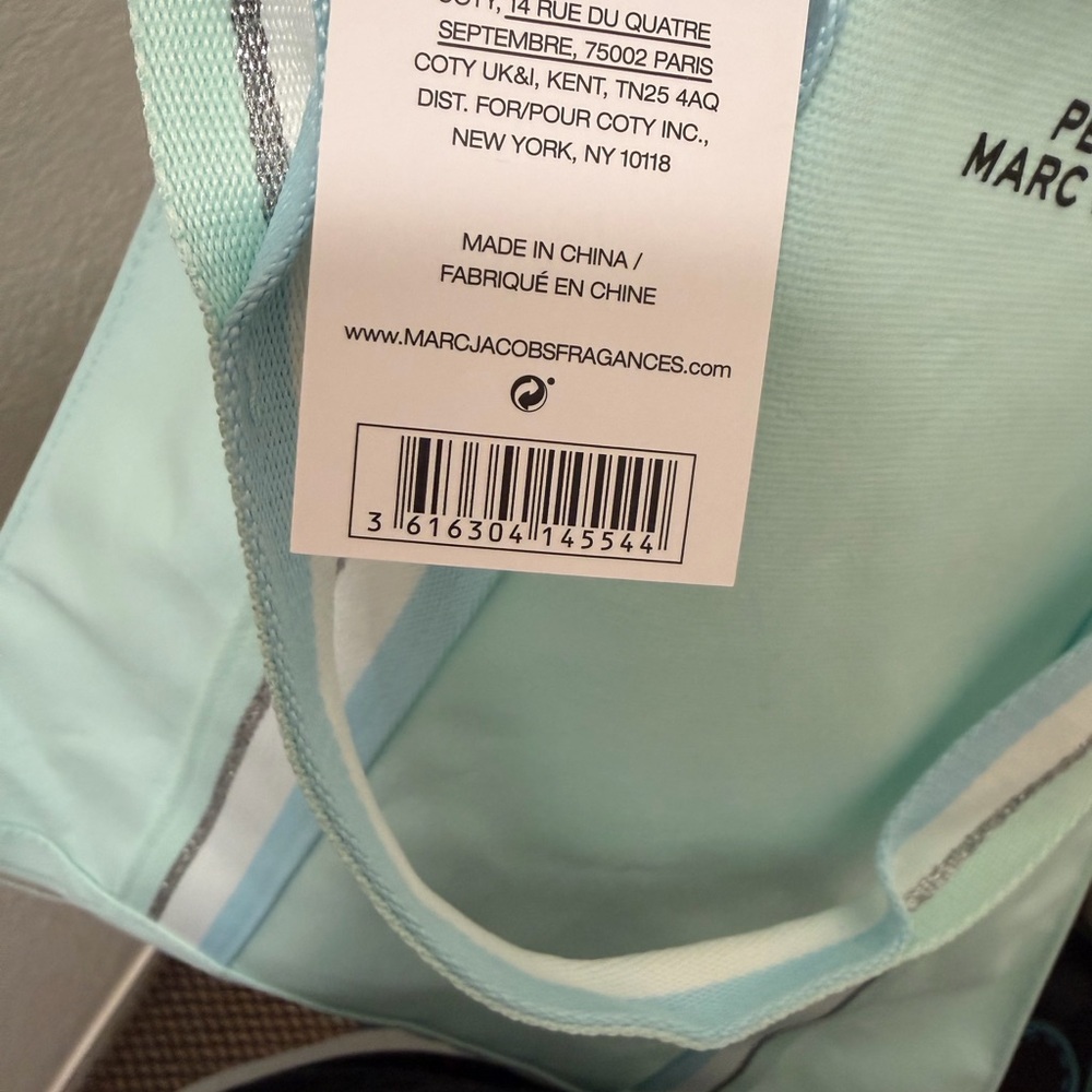 Marc Jacobs Perfect Light Blue Tote Bag - Picture 4 of 10